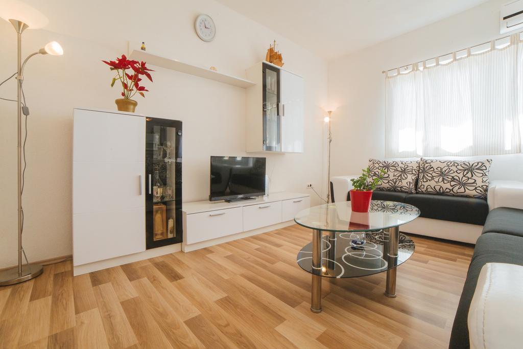 Apartment Chiara 두기라트 외부 사진